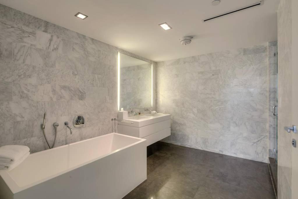 Luxury Boutique Suite Collins Ave Miami Beach Esterno foto